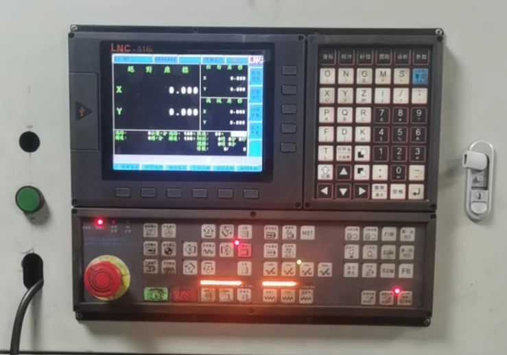 安(ān)川伺服器維修 SGDV-200A01A  A.100報警